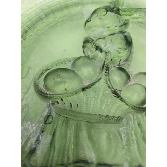 Antique EAPG Green Glass Plate Or Dish "An Easter Lay" Rabbit Eggs Basket 6 Inch - Picture 4 of 5